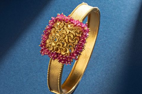 The Beauty of 18K, 22K, and 24K Gold Jewelry at Arakkal The Beauty of 18K, 22K, and 24K Gold Jewelry at Arakkal