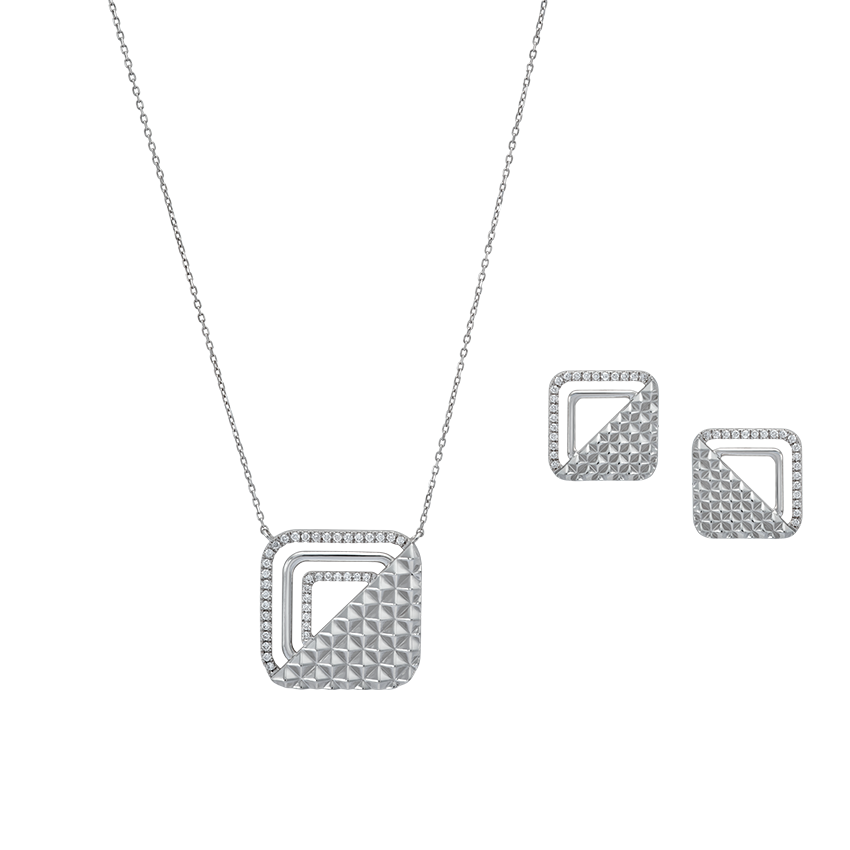 loire-diamond-necklace-arakkal-gold-diamonds
