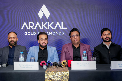 Gulf News Article : Arakkal Gold & Diamonds opens its largest and most innovative showroom in Sharjah